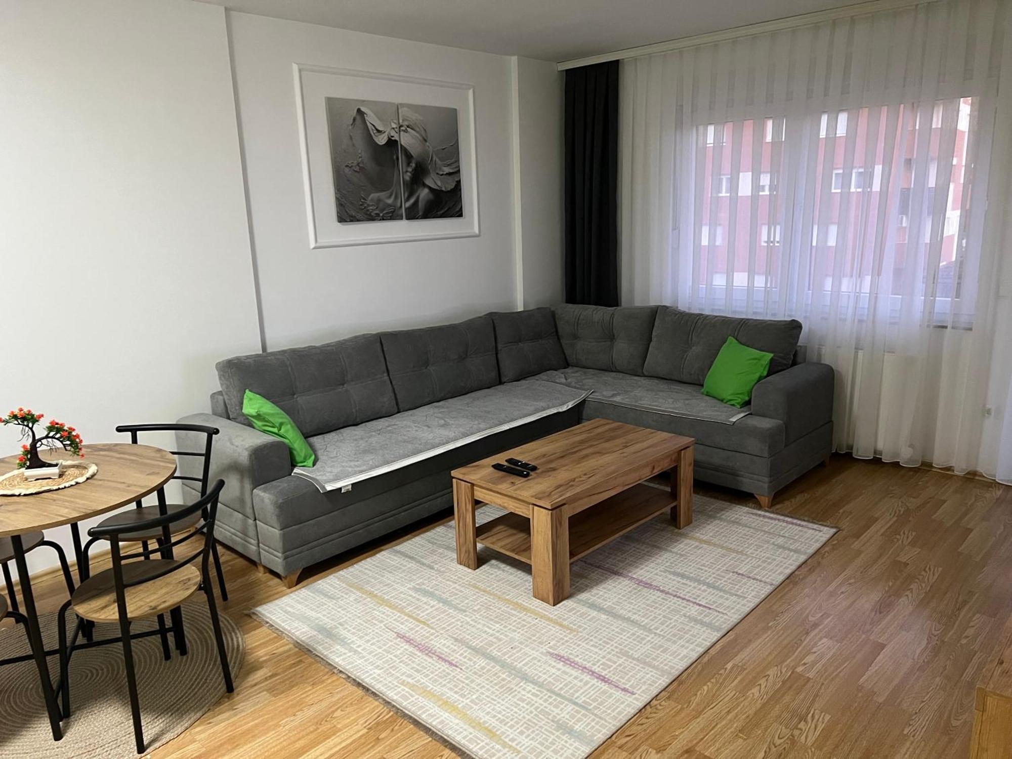 Prishtina Apartments Pristina Eksteriør billede